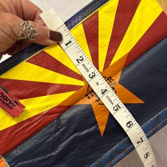 Trader Joe’s Plastic Reusable Shopping Tote Bag 6 Gallon Arizona Collectible - Picture 7 of 11